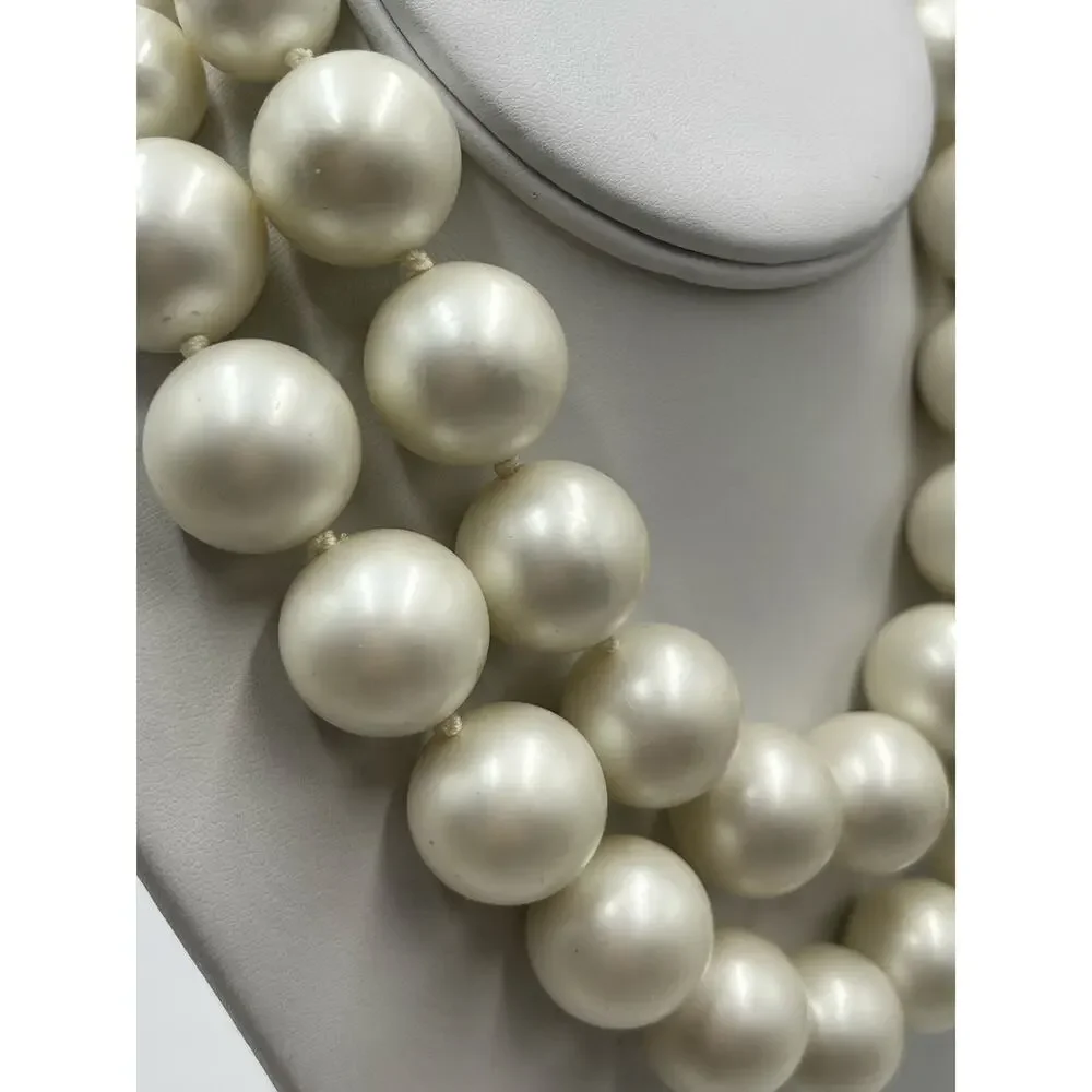 Vintage Large Double Strand Ivory Faux Acrylic Pearl Gold Tone Hook Necklace 20m